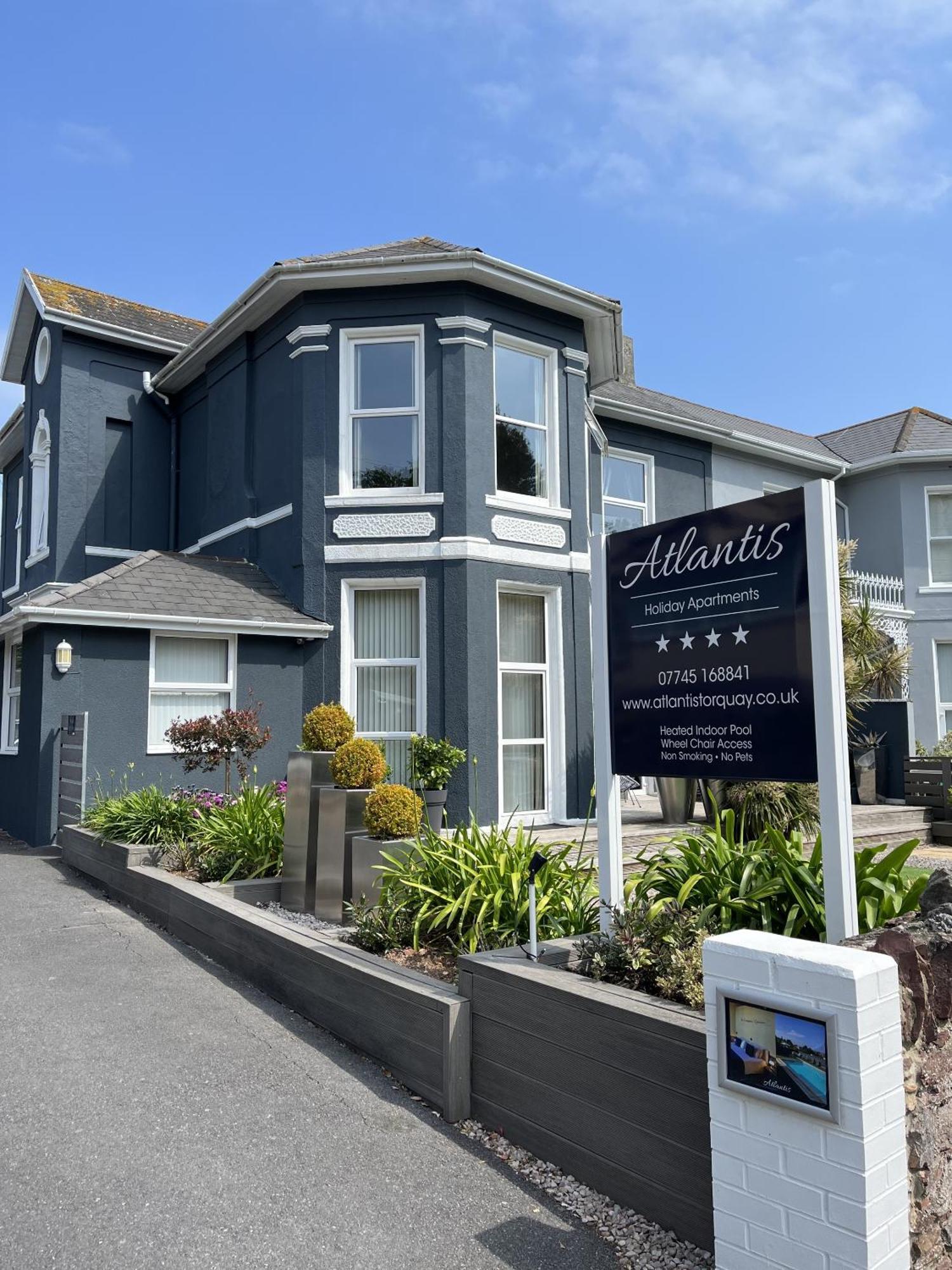Atlantis Holiday Apartments Torquay Exterior photo